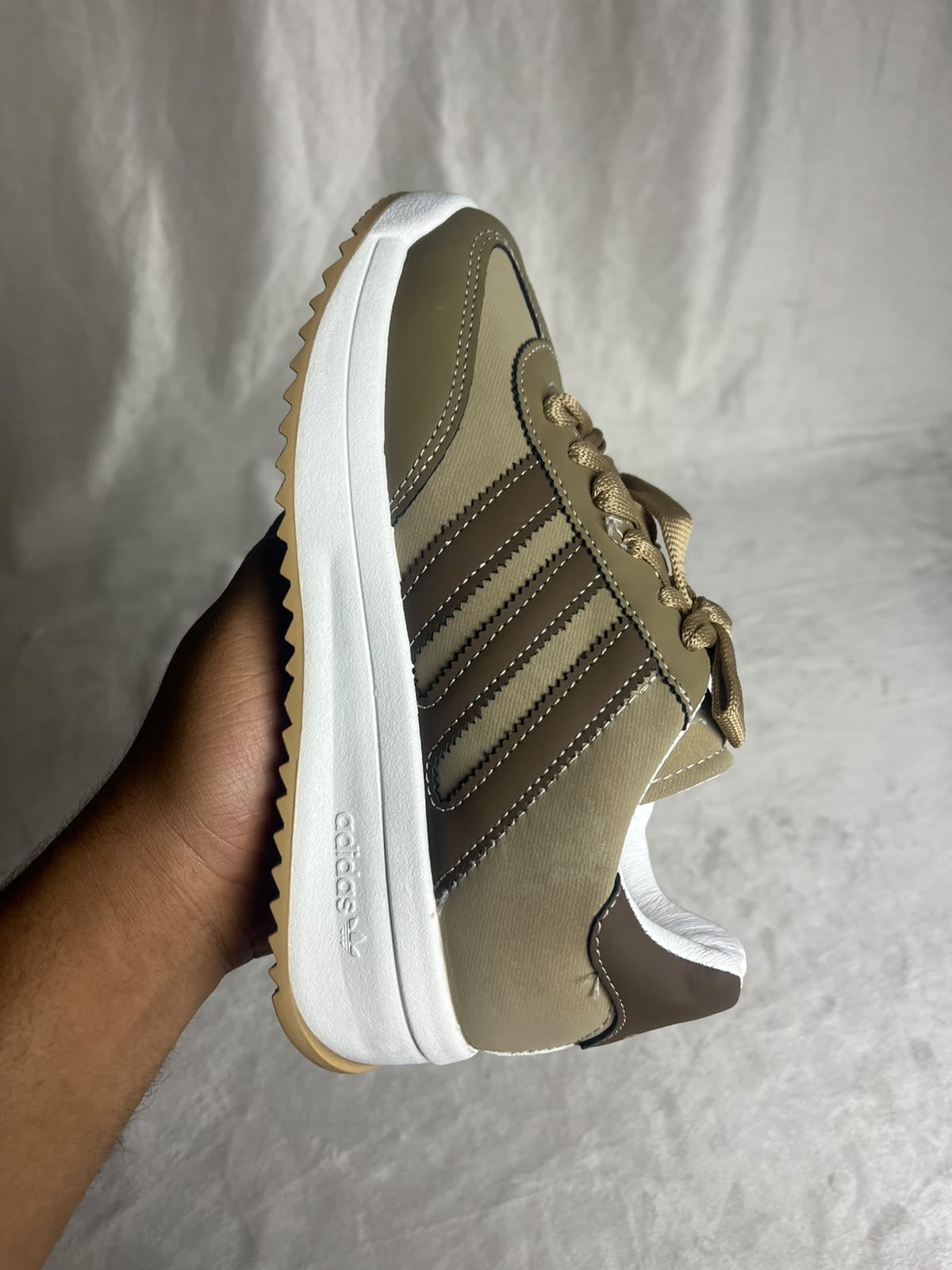 Adidas Los Angeles Women Beige